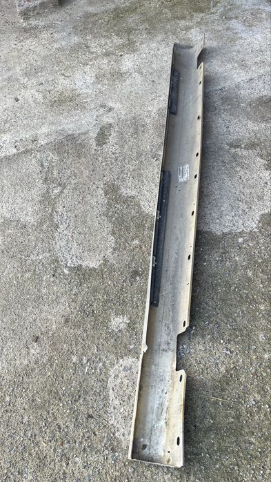 Десен праг от mercedes w211