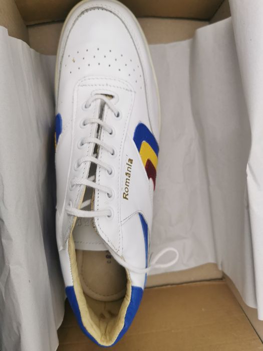 Încălțăminte piele