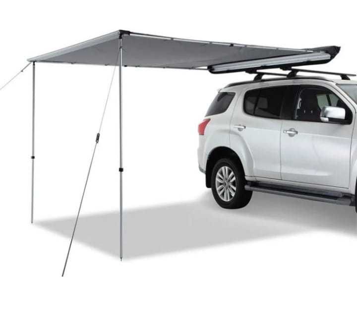 тент для защиты от солнца и дождя