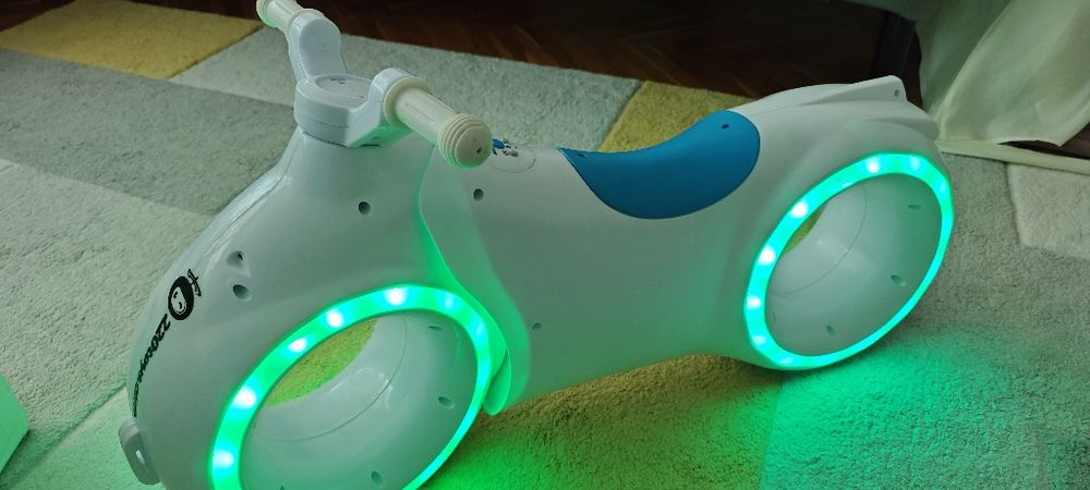 Скутер Action Neo-tron