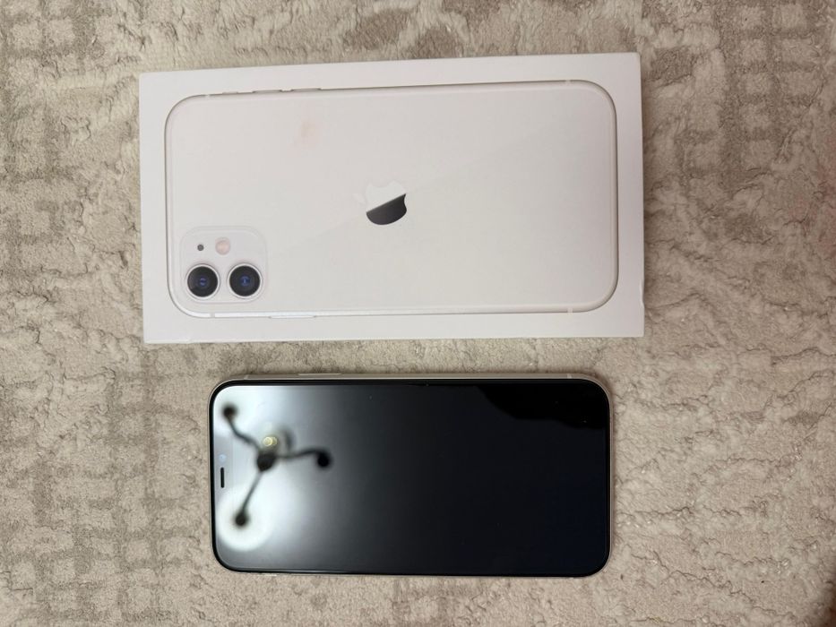 IPhone 11(Белый)