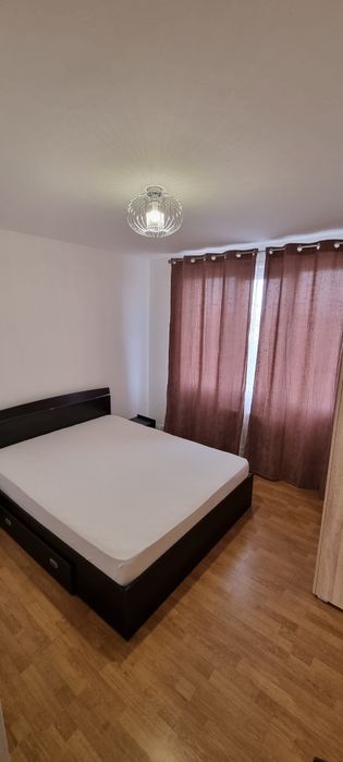 Inchiriez apartament cu 2 camere