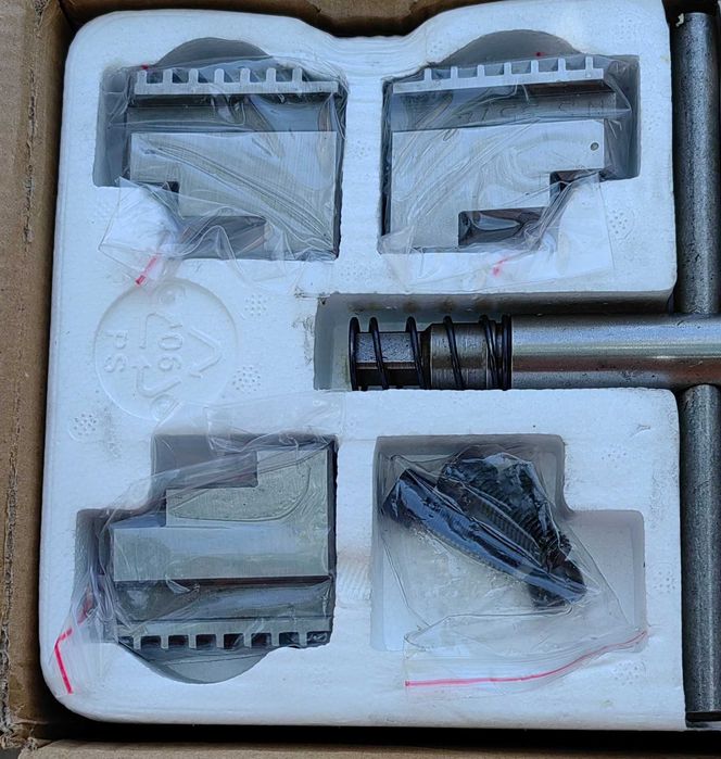 Универсал за струг