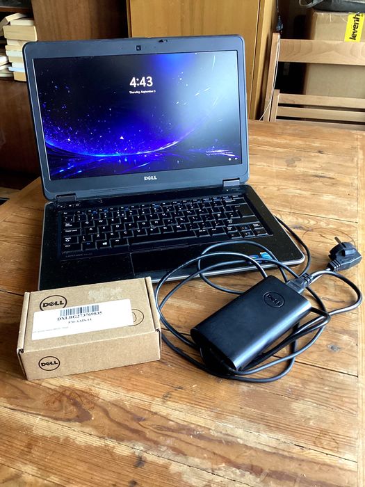Лаптоп Dell Latitude E6440 - запазен. Подарък - нова мишка DELL и използвана чанта за лаптоп.