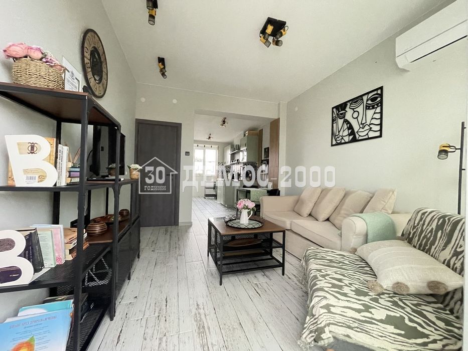 Дава се под наем Двустаен апартамент в Варна, ЖП Гара - 75 кв.м за 765 € - Снимка #7