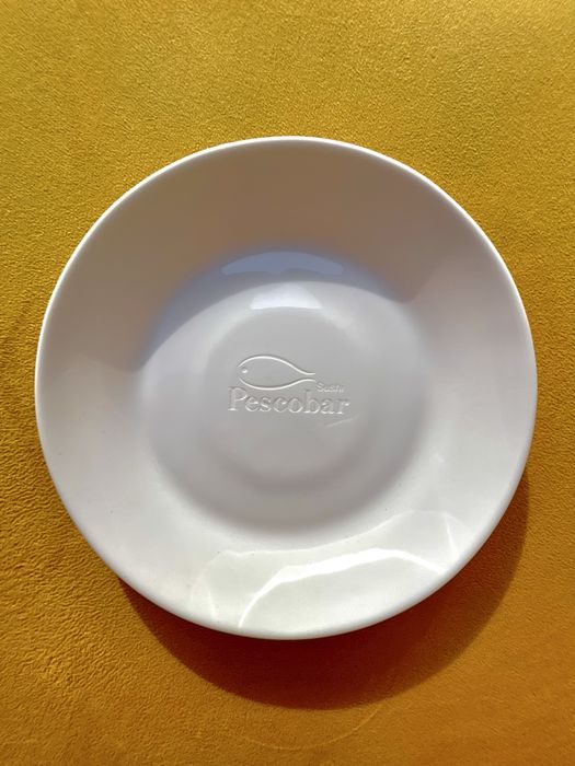 Gravură laser premium pe pahare, veselă și sticlă