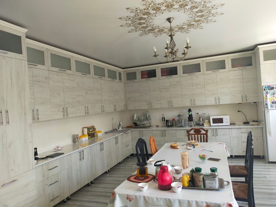 Дом большой Таскен