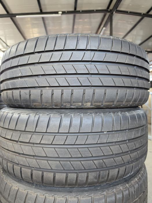 4 Броя 215/50/17 Bridgestone 6,8mm