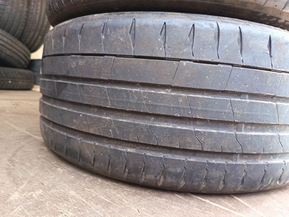 Anvelope vara 225 40 18 continental 2023 5.5mm
