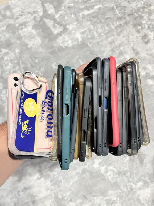 Лот КЕЙСОВЕ за IPhone 7,8,11,13,16.