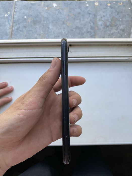 iPhone XR 64g kelishamiz