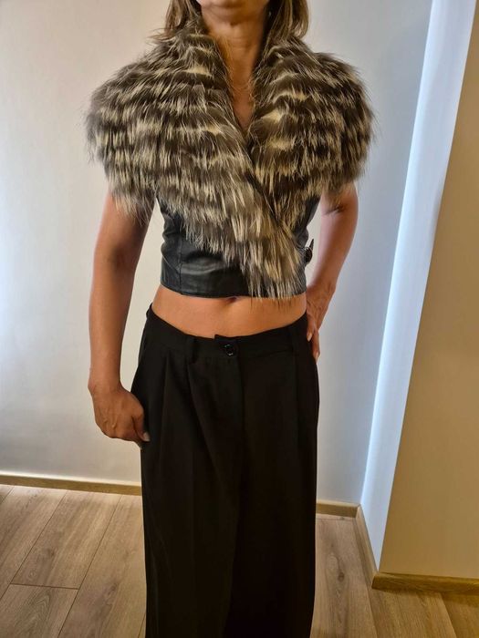 бюстие от естествена кожа и чинчила