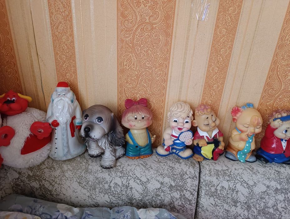 Игрушки резиновые , пластмассовые , плюшевые СССР
