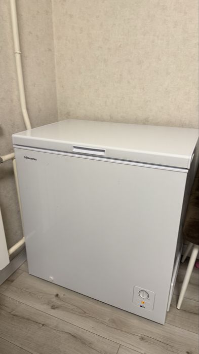 Морозильник-ларь Heisense 200л