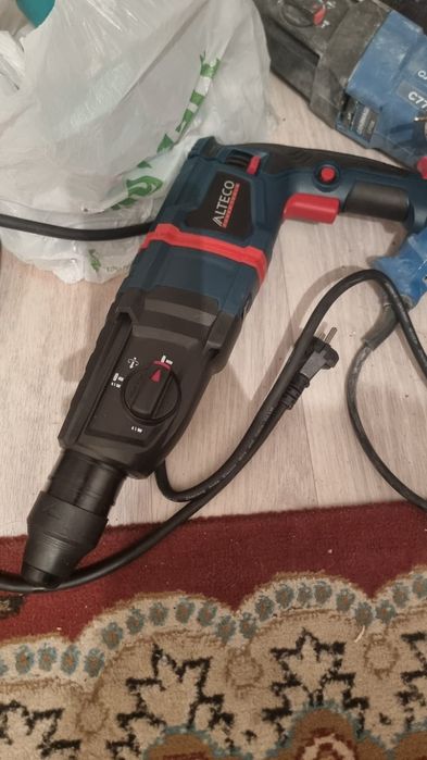 Перфоратор пользовался пару раз