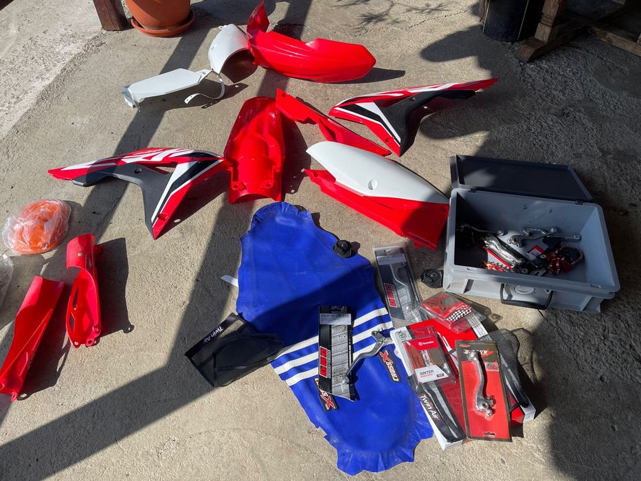 Cross Honda CRF 250 cm3