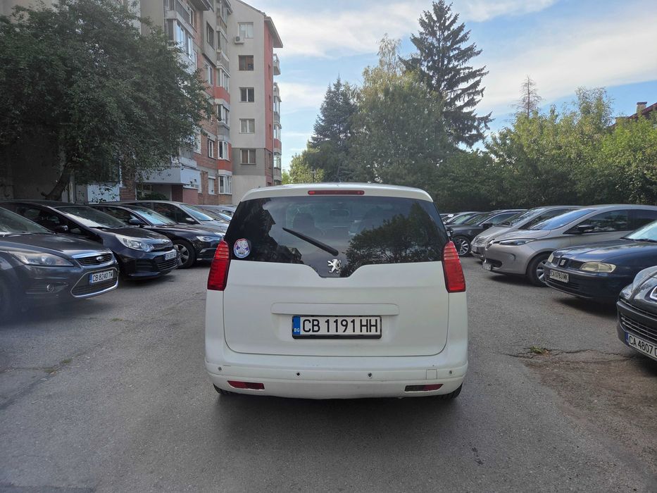 Peugeot 5008 1.6 HDi -Декември 2010, Ван, Употребяван автомобил, В добро състояние, Дизел, 285 000км, Автоматични скорости, 112к.с., EURO 5, 1600см3,