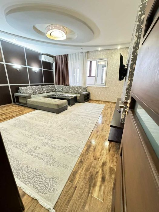 Сдам свою 2х комнатную квартиру в ЦЕНТРЕ