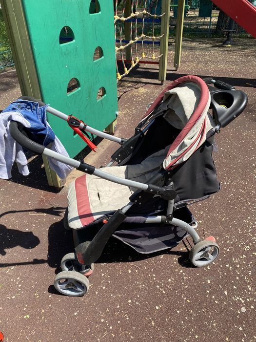 Коляска Kari прогулочная