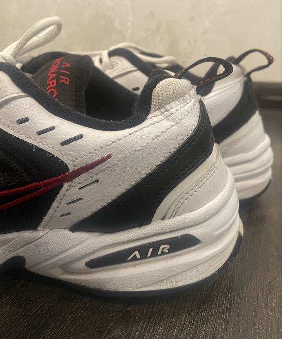 Маратонки Air Monarch IV