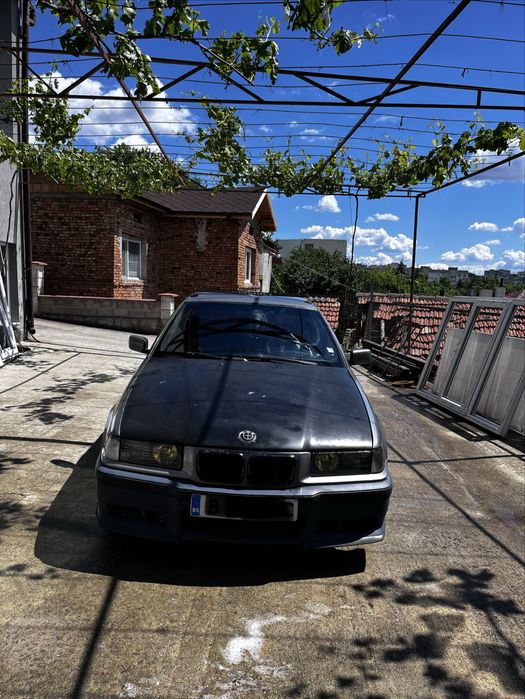 BMW E36 1.8i 115к.с.