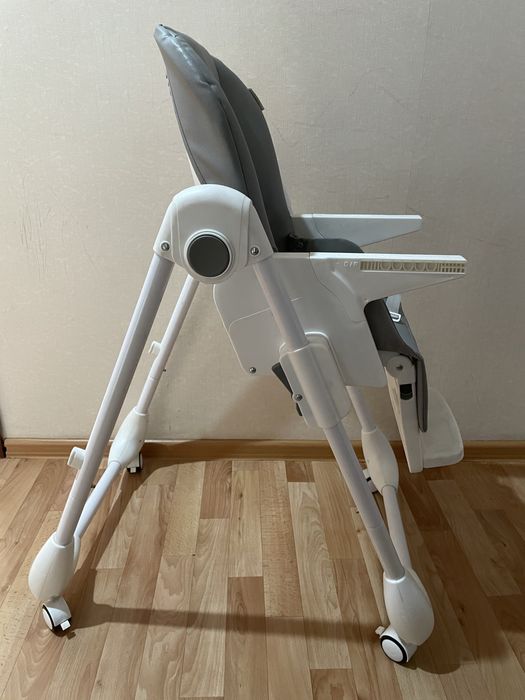 Продам стул для кормления