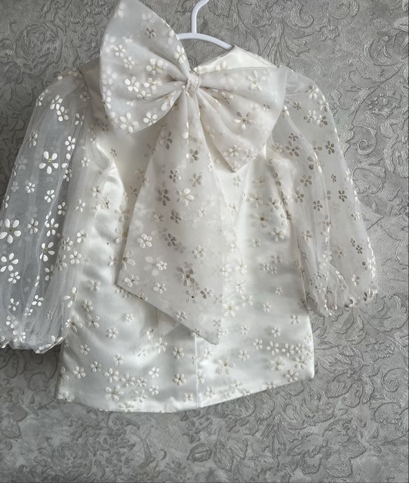 Продам платье на годик