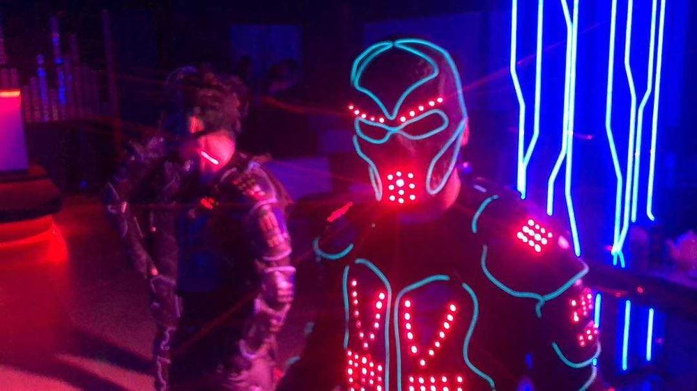 ФЕНИКС: Профессиональное лазерное шоу