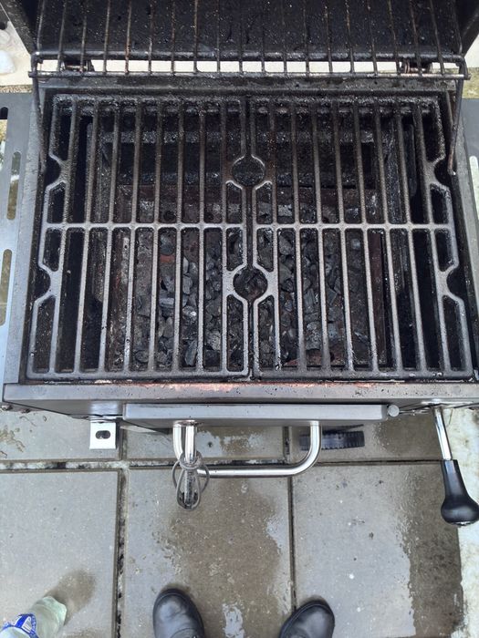 Gratar pe carbuni Berdsen