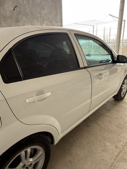 Nexia 3 ideal holatda, hujjatlari joyida ideal