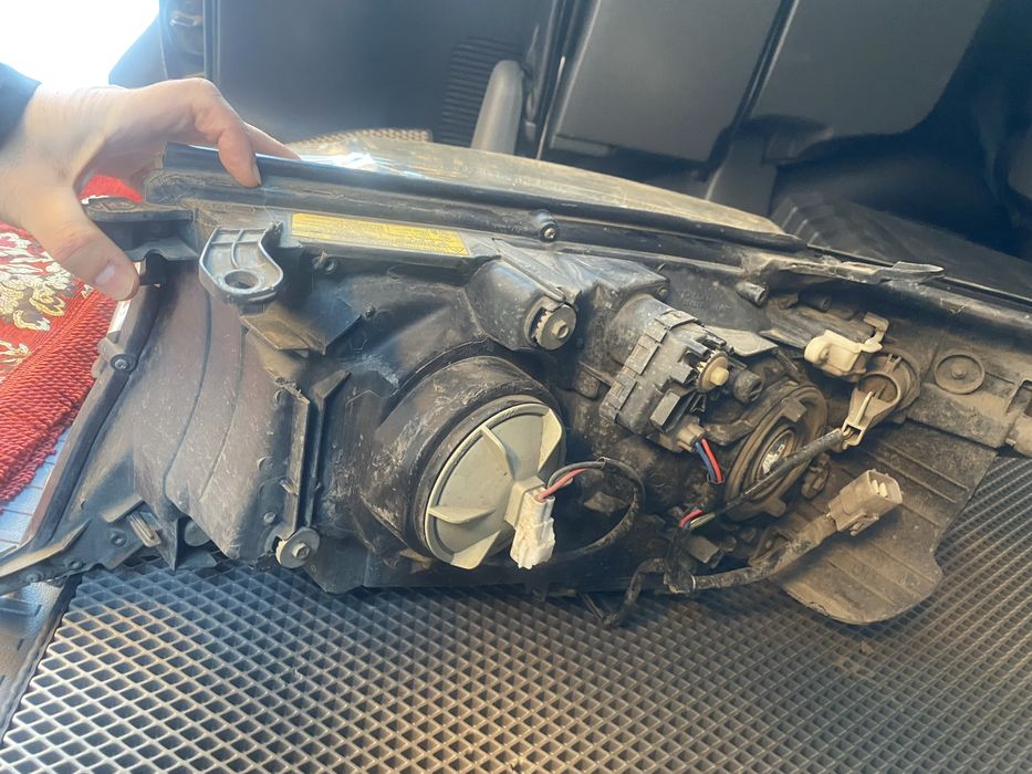 Фары ленд крузер 200