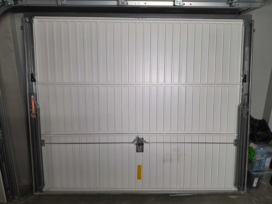 Гаражна врата Novoferm