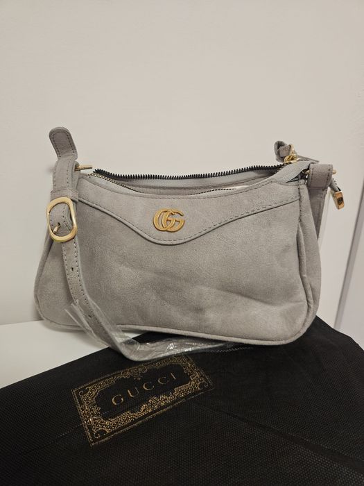 ЧЕРЕН ПЕТЪК Налични дамски чанти и раници