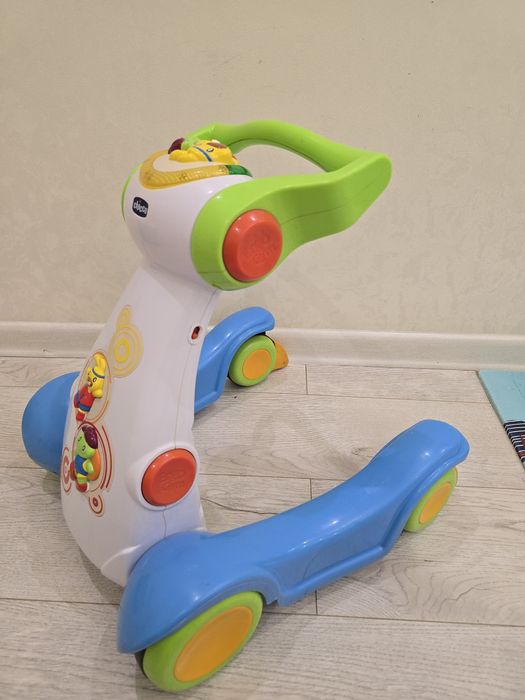 Толокар каталка Chicco