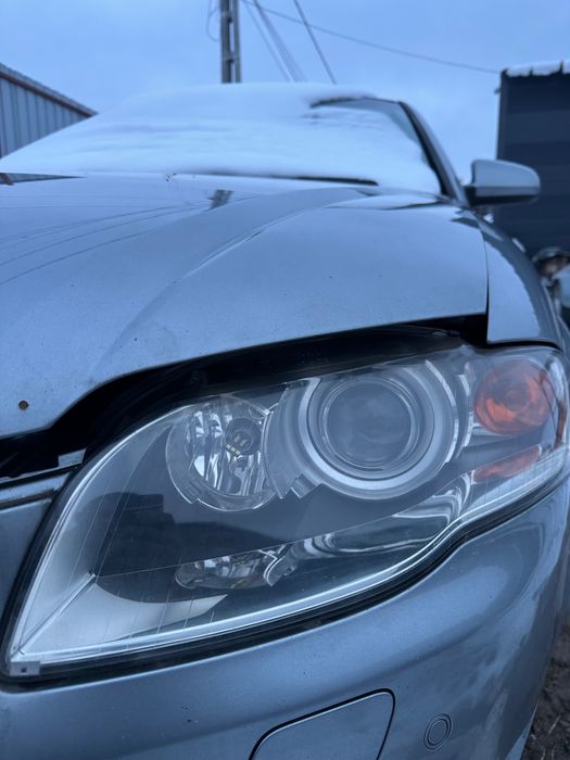 Vând faruri Audi a4 b7