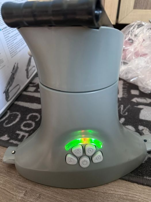 Balansoar electric pentru bebeluși – funcționează pe baterii (fără înc