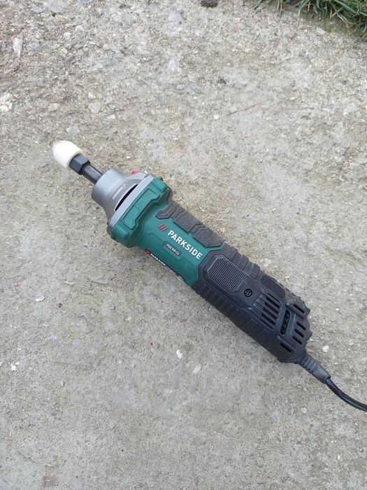 Прав шлайф Parkside 500 W
С плавно регулиране на оборотите
Номинални о