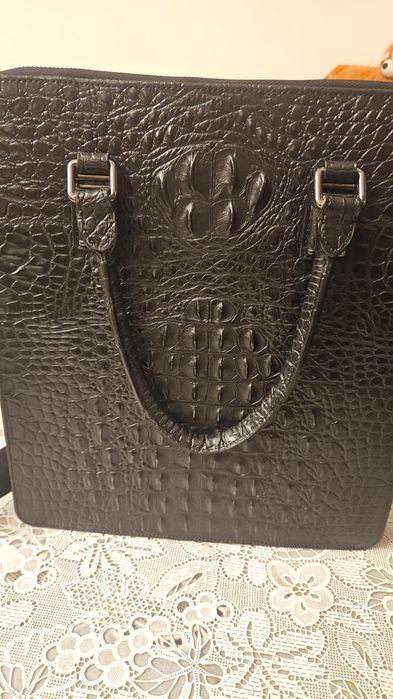 сумка кожаная 6500 тг