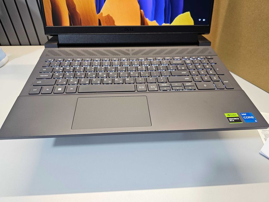 ПРОДАМ Dell G15 5530 Игровой Ноутбук Core™i5-13450HX/8GB/512GB/RTX3050