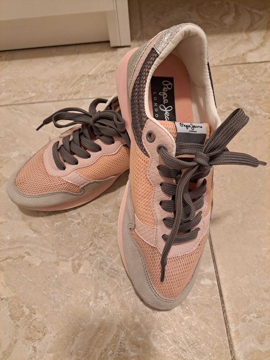 Дамски спортни обувки РАЗПРОДАЖБА