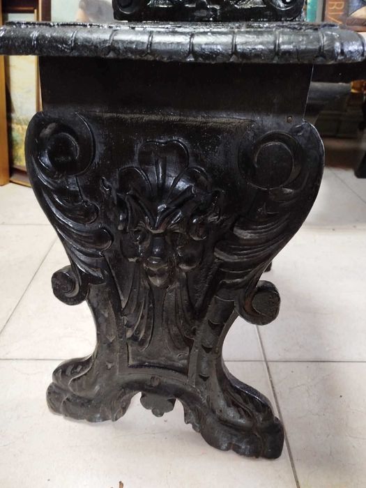 Античен италиански стол