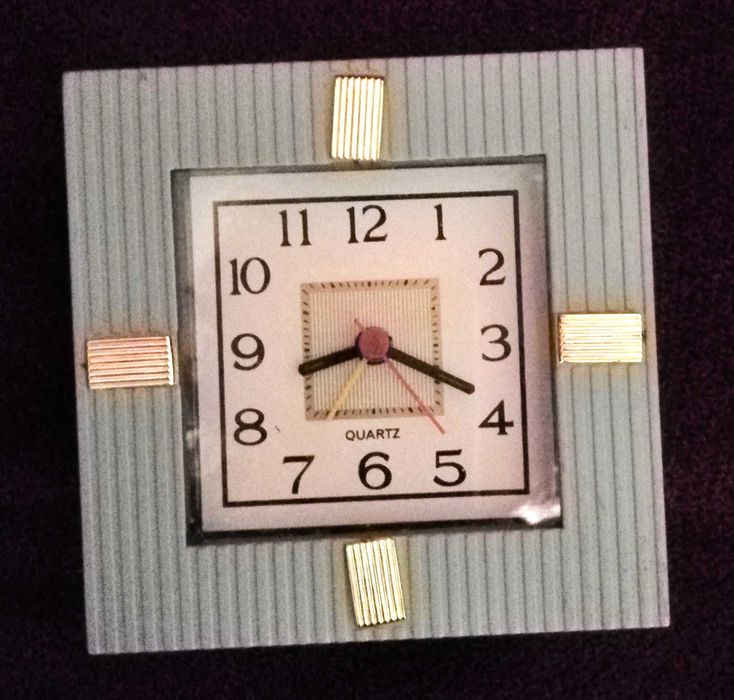 Часовници-будилници