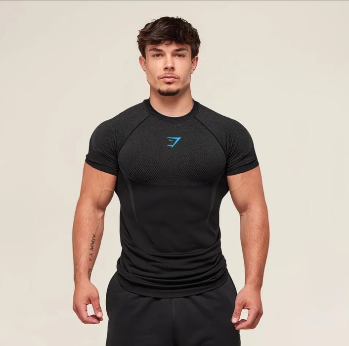 Футболки Gymshark