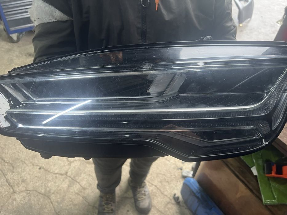 Ляв фар Matrix за Audi A7 4g фейс far facelift 2014-18год full led