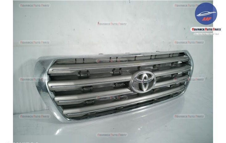Ornament Grila Centrala Radiator original Toyota  Land Cruiser  70 Ser
