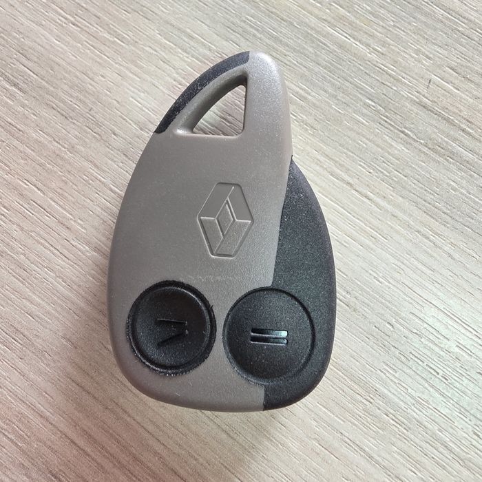 Кутийка за дистанционно за камион Renault Magnum
