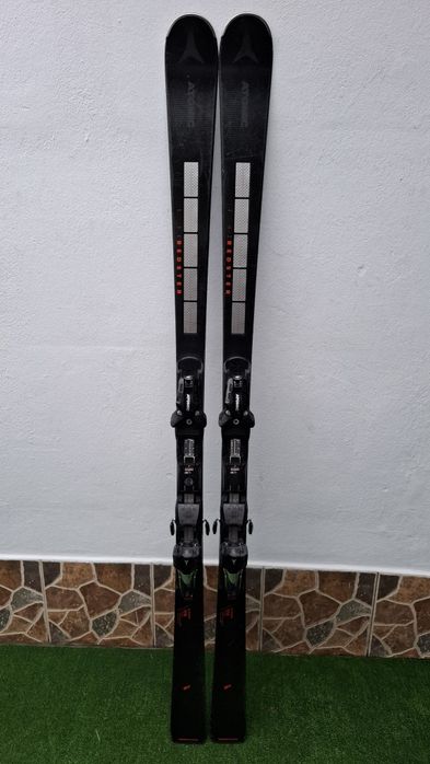 Schiuri Atomic Redster X9i Revoshock S 174 cm