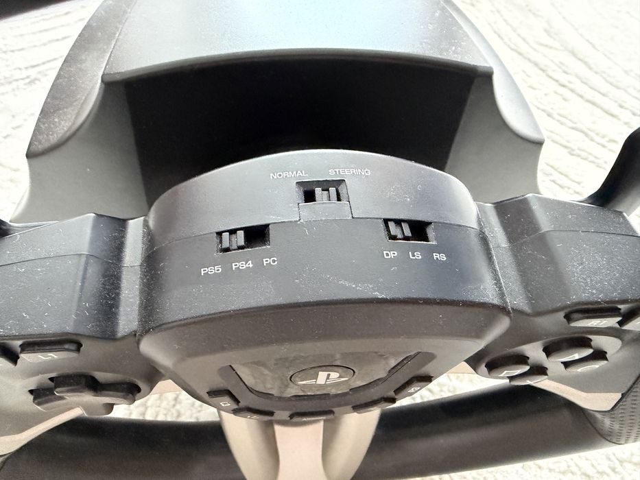 Vand volan gaming Hori