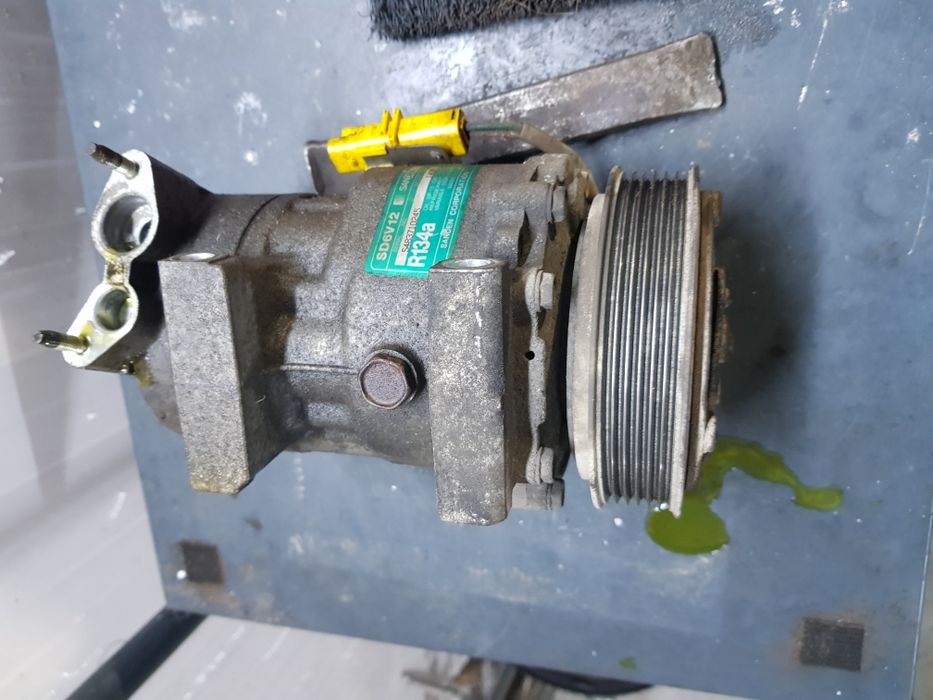 Compresor aer conditionat Peugeot Citroen 1.6 16V