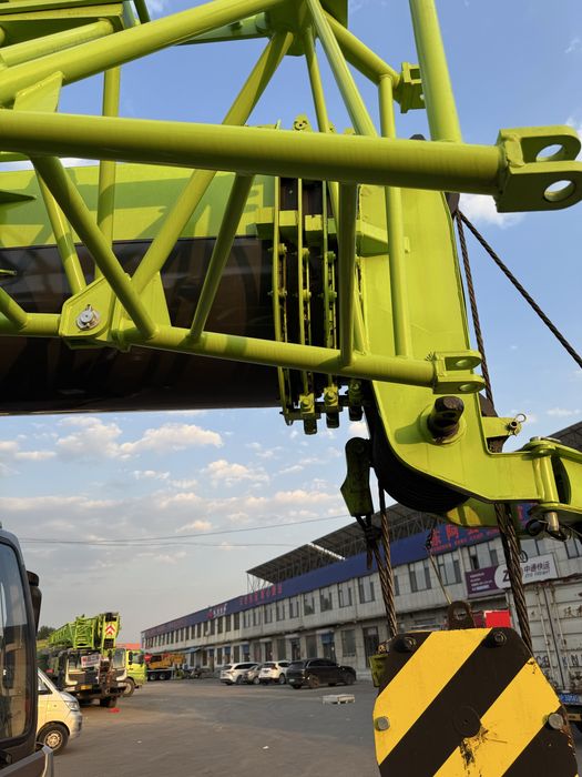Автокран ZOOMLION250V сотилади